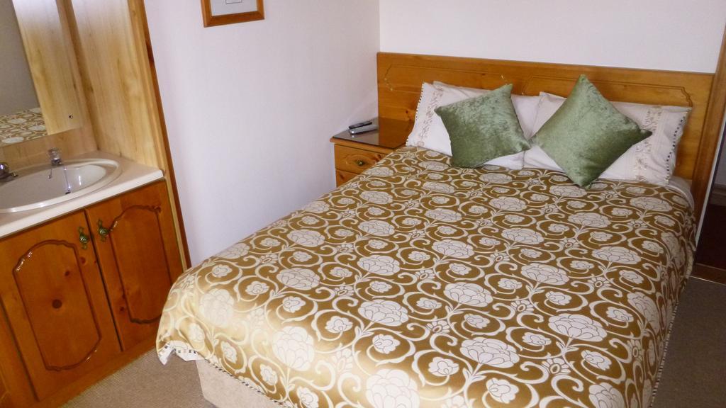 Ponderosa B&B Louisburgh Exteriör bild