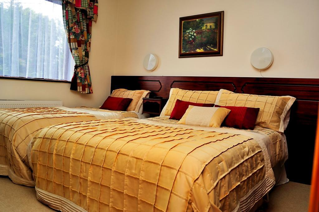 Ponderosa B&B Louisburgh Exteriör bild
